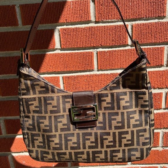 Fendi Handbags - Fendi Zucca Baguette